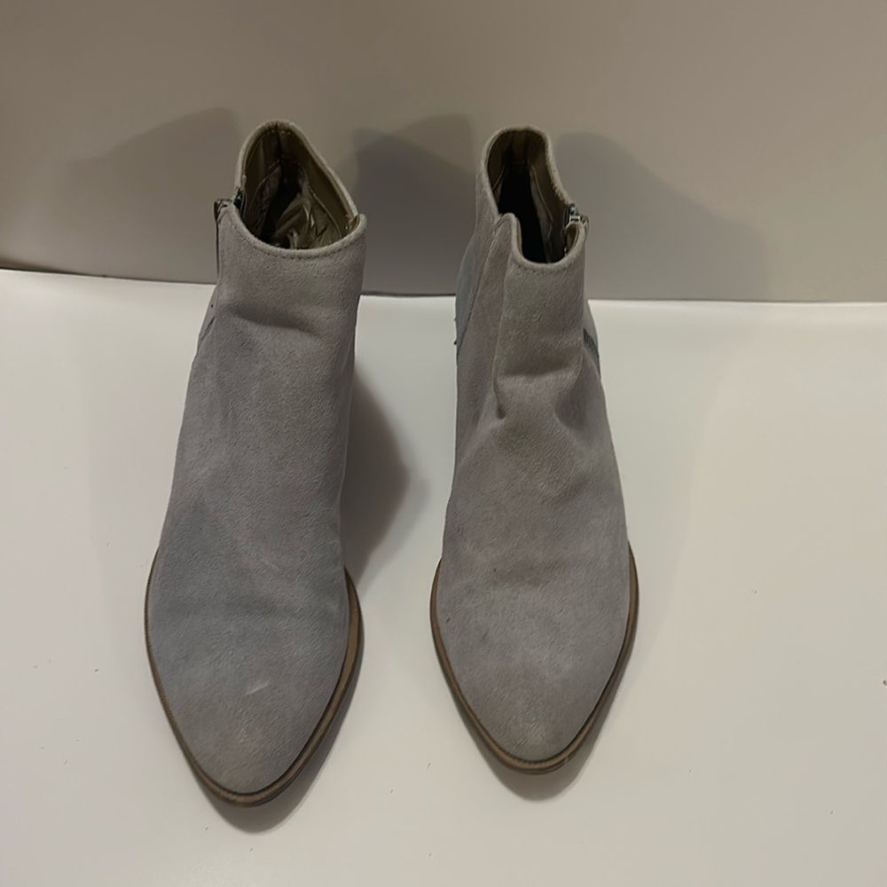 Circus by Sam Edelman Gray Ankle Booties Sleek Design